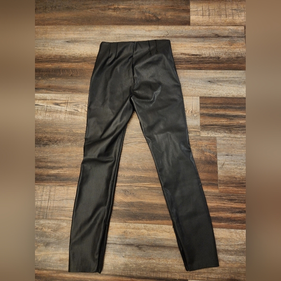 Zara faux leather pants, size small - Picture 2 of 6